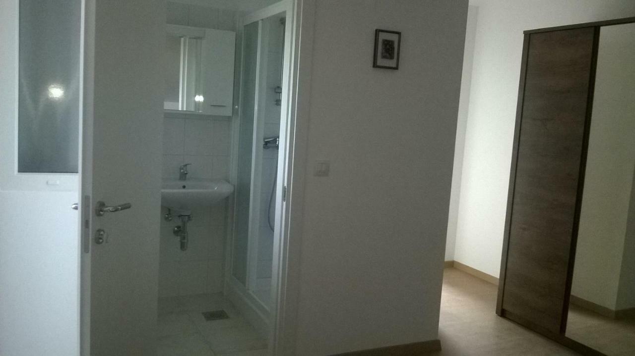 Apartments Villa Ulivo - Apartment Sol 파자나 외부 사진